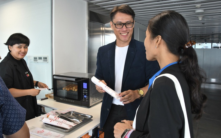 Gác bằng kỹ sư, chàng trai khởi nghiệp với bánh mì đông lạnh