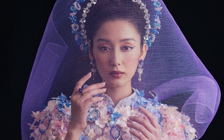 Bản hòa ca của lụa và đá