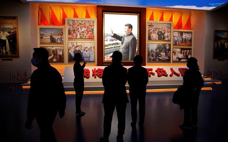 Trung Quốc thiết lập tham vọng mới giữa thách thức