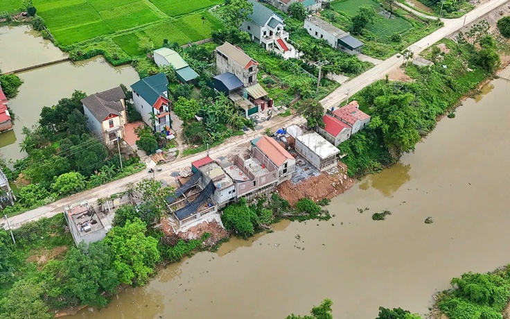 Hà Nội tổng kiểm tra, giải tỏa công trình lấn chiếm đê điều, bãi sông