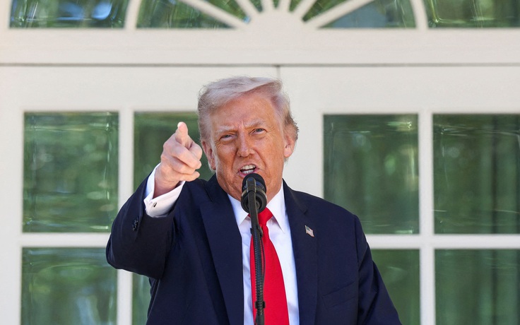 Ông Trump nói Bộ Tư pháp Mỹ nợ tiền, đòi được sẽ quyên góp từ thiện