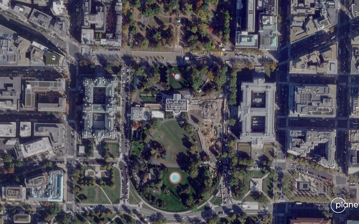 Toàn bộ Cánh Đông của Nhà Trắng đã bị phá hủy