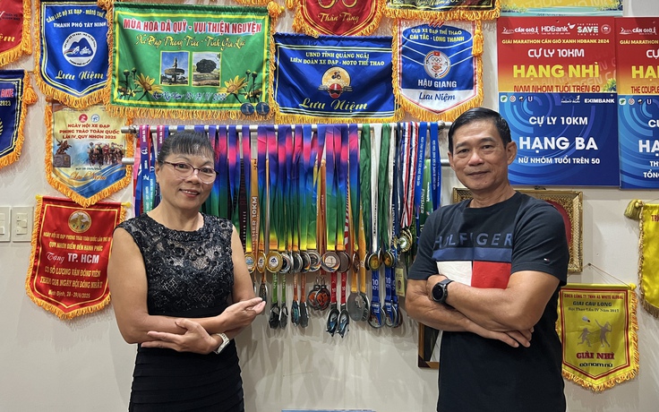 Bí quyết 'hồi sinh' của đôi vợ chồng già từng thập tử nhất sinh vì bạo bệnh