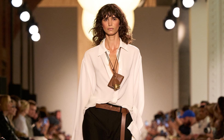 1001 thiết kế sơ mi để nàng nổi bật và hiện đại