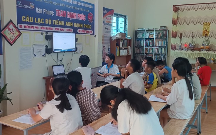 Lớp học Hạnh phúc của thầy giáo xe lăn