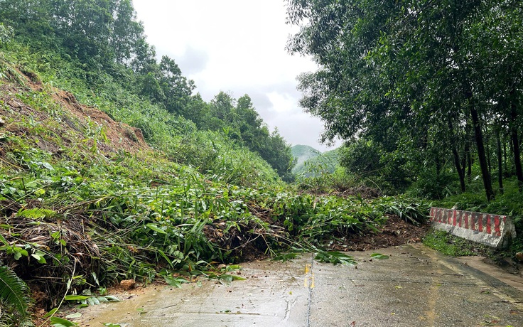 Bờ biển Hội An bị xâm thực gần 30 m, uy hiếp khu dân cư