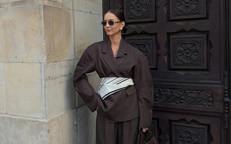 Thu này, blazer dáng rộng hứa hẹn bùng nổ trên mọi 'mặt trận' thời trang
