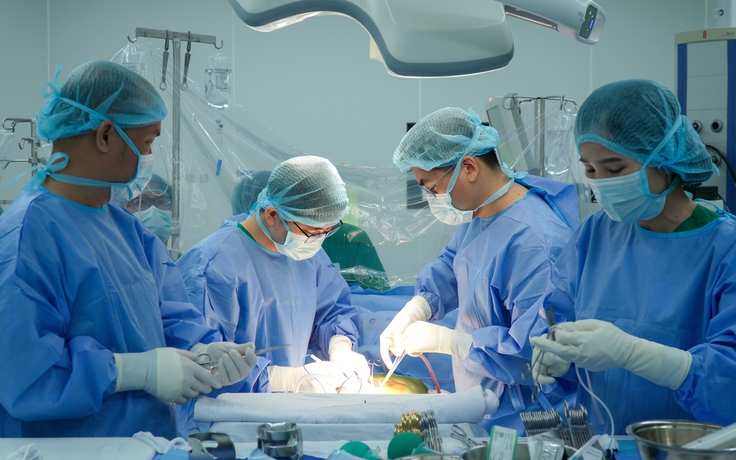 Bệnh viện Quân y 175 thực hiện thành công ca ghép gan đặc biệt số 9