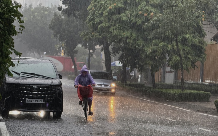 Thời tiết TP.HCM hôm nay có mưa từ sáng sớm, vì sao?