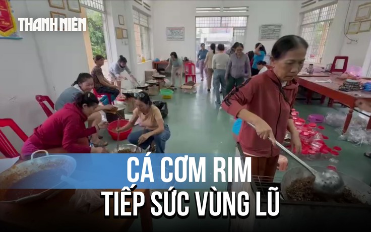 Người dân Quảng Ngãi gửi cá cơm rim tiếp sức vùng rốn lũ Đà Nẵng