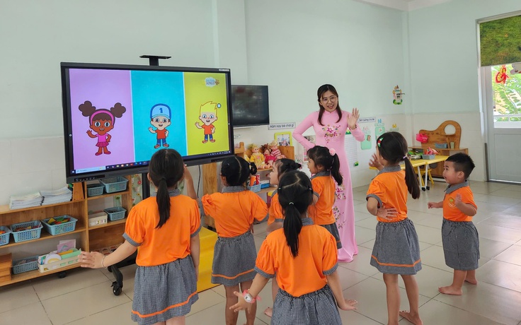 Tiếng Anh thành ngôn ngữ thứ hai: Giáo viên cũng cần phải học