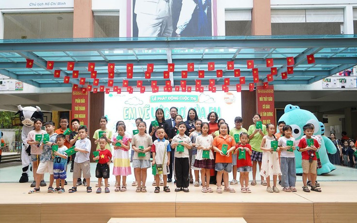 Khởi động Cuộc thi Vẽ tranh Cathay 'Em vẽ ước mơ của em' lần thứ 17