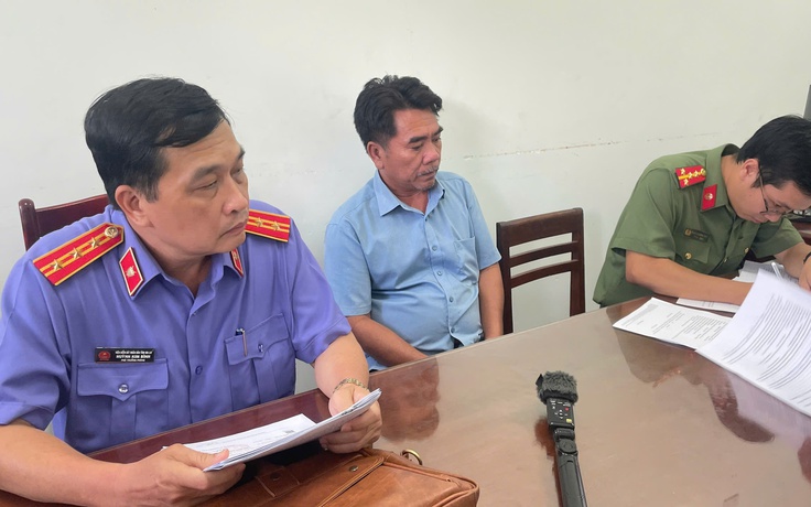 Ông Nguyễn Văn Tòng bị bắt tạm giam vì xúi giục người khác livestream xuyên tạc