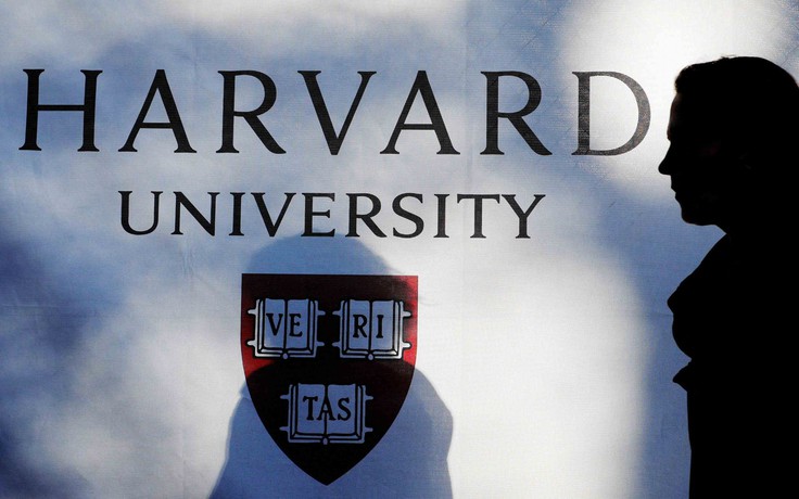 'Bóc phốt' nghịch lý ở Đại học Harvard
