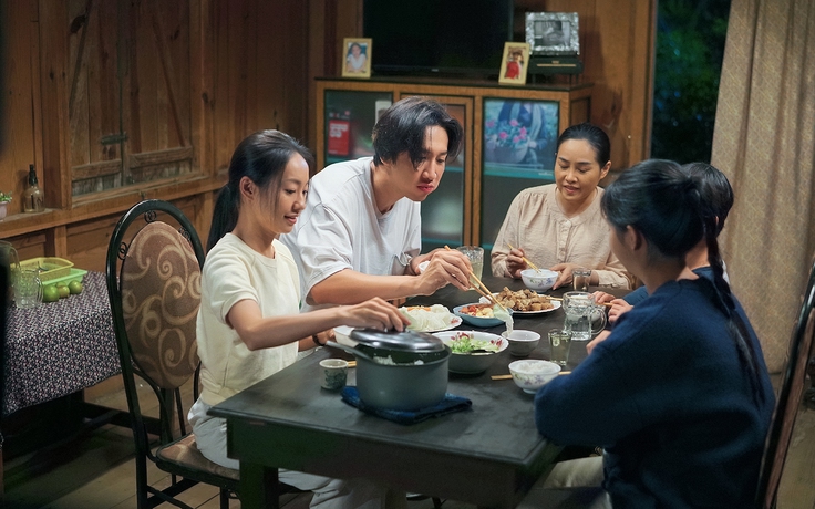 Lee Kwang Soo và 'cú hích' phim ngôn tình trở lại màn ảnh rộng