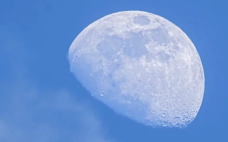 Ngắm trăng vào ban ngày ngay sáng mai: Đừng bỏ lỡ ảo ảnh mặt trăng cực hiếm!