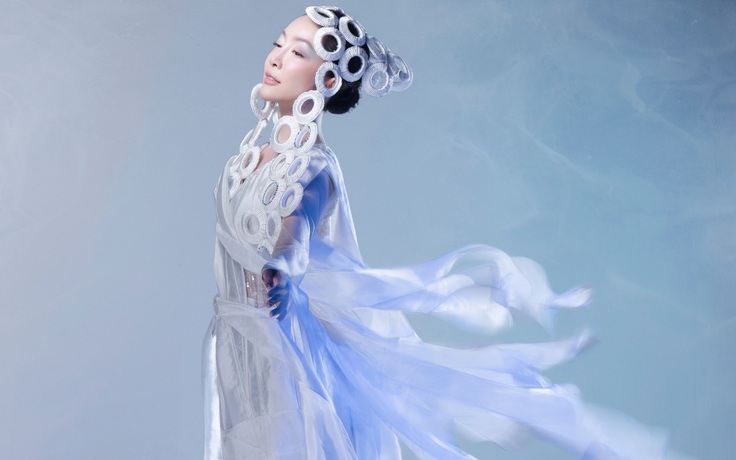 Linh Nga hóa 'nàng thơ' với thời trang lấy cảm hứng từ  sử thi người Mường