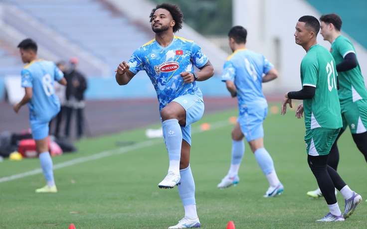 Điều HLV Kim Sang-sik còn thiếu ở đội tuyển Việt Nam