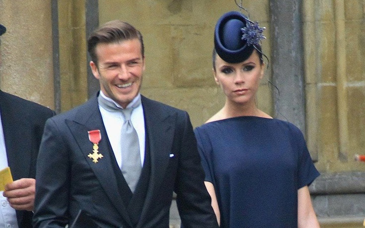 Victoria Beckham và những màn xuất hiện mang dấu ấn hoàng gia
