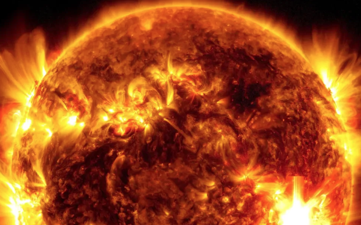 Báo động bão mặt trời mạnh nhất trong 2 thập niên lao đến trái đất