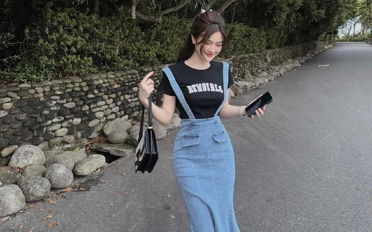 Chân váy đuôi cá denim bắt trọn từng khoảnh khắc thanh lịch
