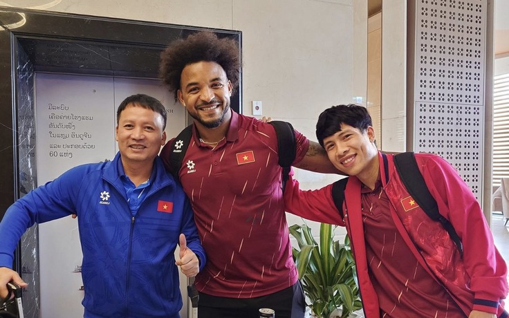 Đội tuyển Việt Nam chờ AFC xử thắng Malaysia, tạm biệt thầy Kim khi về đến Hà Nội