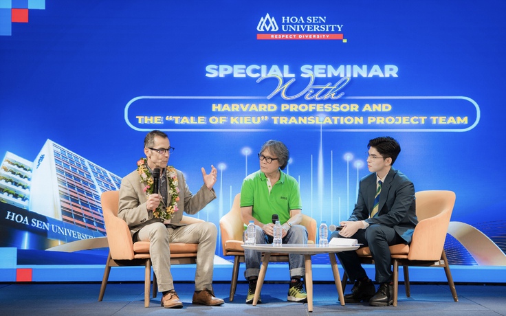 Giáo sư ĐH Harvard cùng nhà thơ Việt với dự án dịch Truyện Kiều sang tiếng Anh