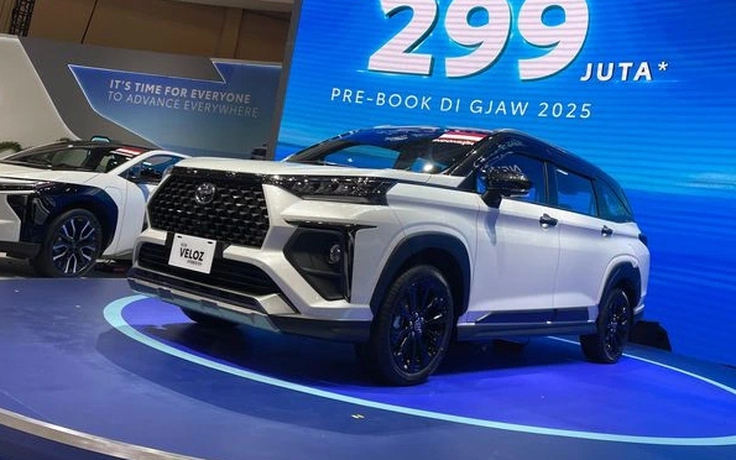 Toyota Veloz Cross có bản hybrid giá từ 472 triệu đồng, chờ ngày về Việt Nam