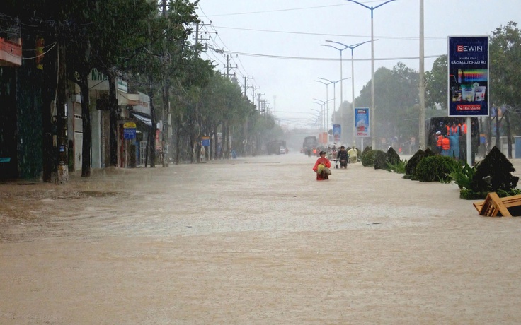 Khánh Hòa bác tin đồn vỡ đập 3 hồ chứa, lũ sông Dinh vẫn còn