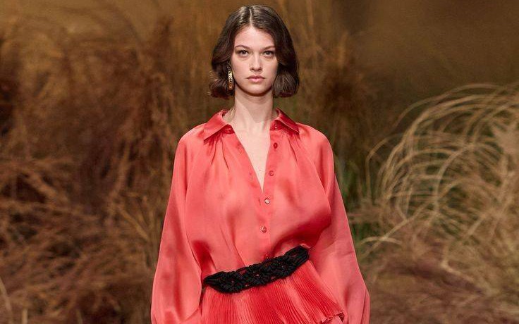 Những mẫu váy áo giúp các nàng bánh bèo chiếm trọn spotlight