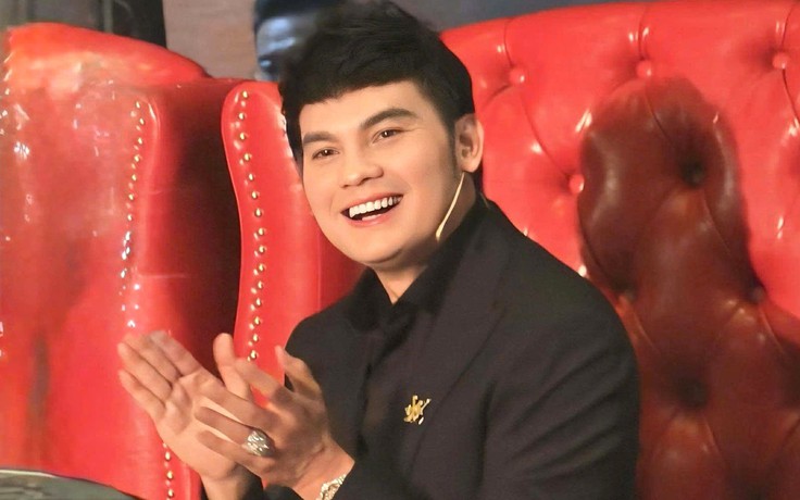 NSƯT Kim Tiểu Long kể chuyện ngồi ghế nóng 'Hài hát tình ca'