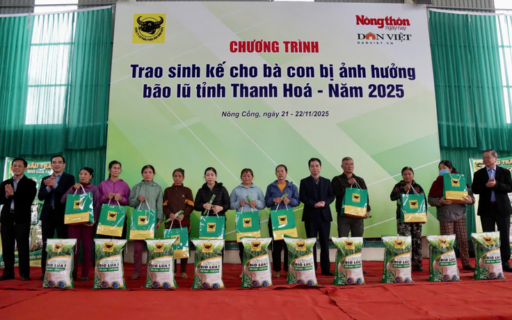 Bình Điền trao sinh kế cho người dân vùng lũ
