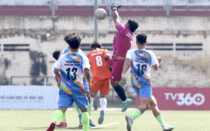 6 đội phía nam bị loại, vô địch sớm gặp á quân ở vòng tứ kết