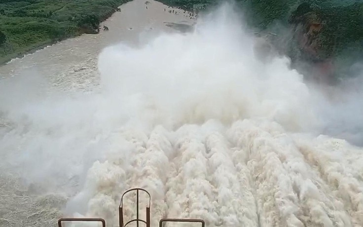 Đồng Nai: Thủy điện xả tràn không báo trước gây ngập lụt, thiệt hại 40 tỉ đồng