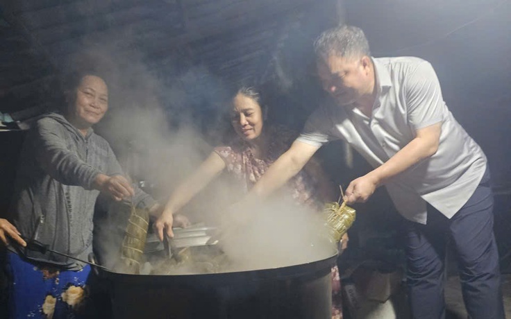 'Tết chưa đến mà gói bánh tét rồi đó': Câu nói ở xã miền biển nghe ấm áp lạ thường