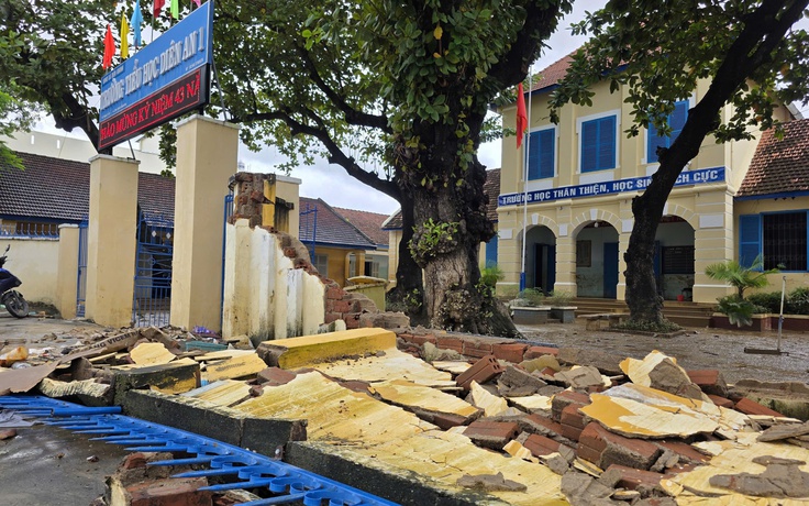 Khánh Hòa: Bao giờ học sinh vùng ngập quay lại lớp học?