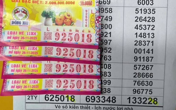 Khách trúng 200 triệu xổ số miền Nam ngày 26 tháng 11, đại lý TP.HCM chuyển khoản ngay