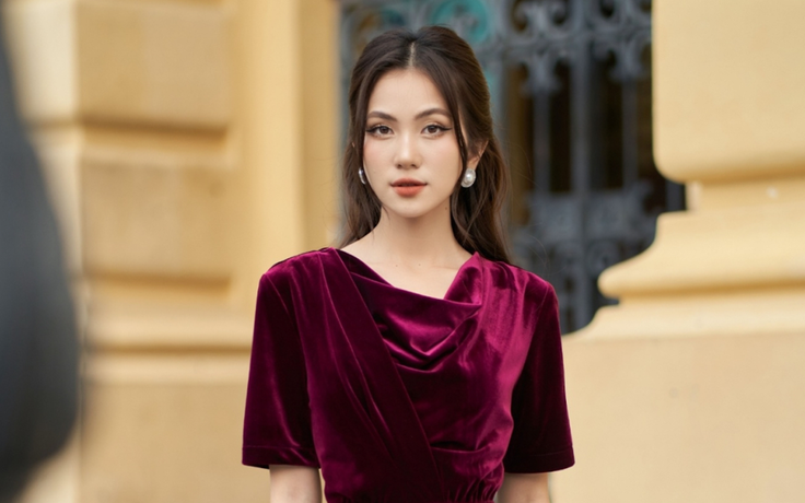 Vải nhung quyền lực giúp nàng giữ ấm, chạm ngưỡng sang trọng