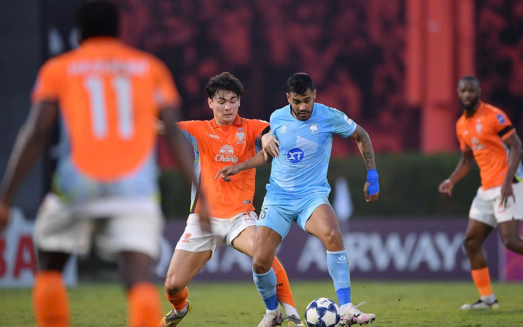 Nam Định thua cay đắng đại diện Thái Lan ở phút bù giờ, hết cơ hội ở châu Á