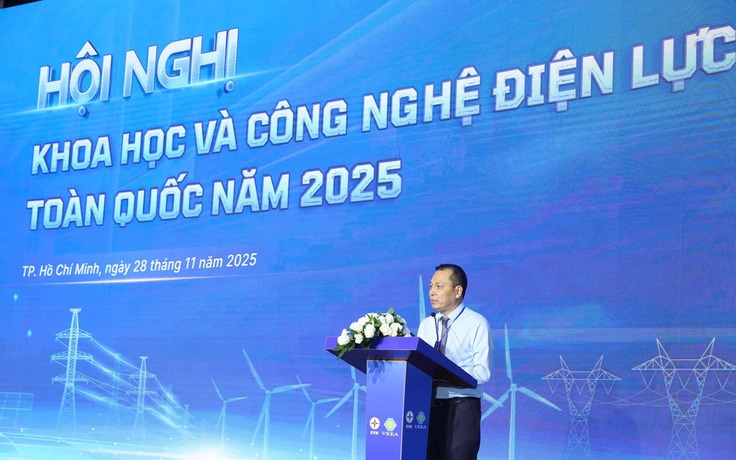 Chủ tịch EVN tìm lời giải cho 'bài toán phức tạp' của hệ thống điện