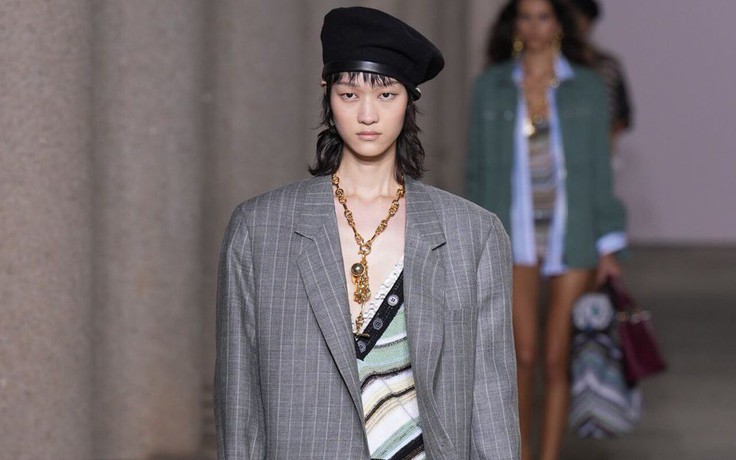 'May đo mềm nổi sóng', suit, vest trẻ trung lại lên ngôi