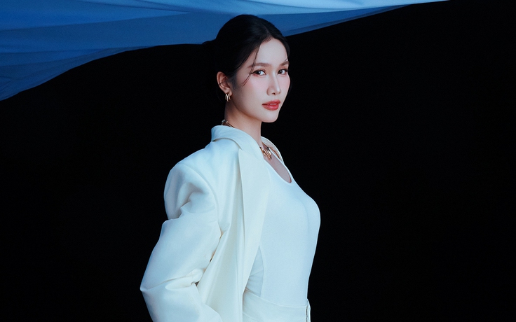 Á hậu vừa nhận học bổng tiến sĩ là ai?