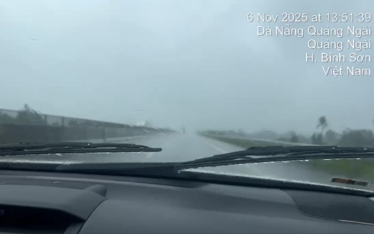 Bão Kalmaegi: Cấm cao tốc Đà Nẵng - Quảng Ngãi từ 18 giờ 30 hôm nay