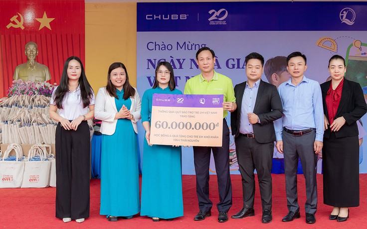 Chubb Life Việt Nam hỗ trợ học sinh Thái Nguyên sau mưa bão