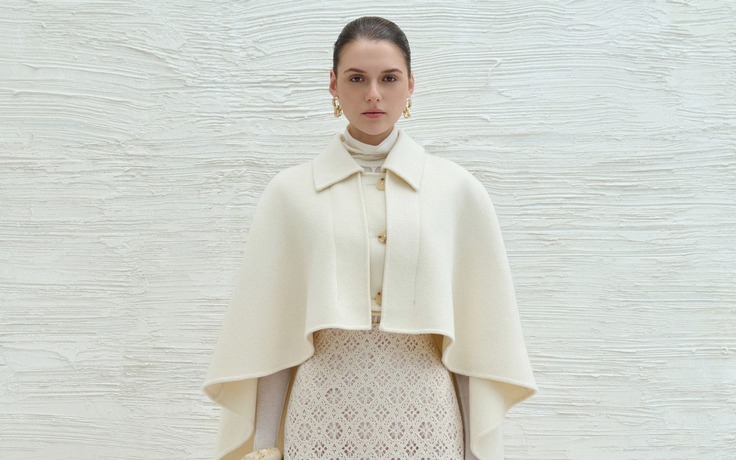 Mách nàng cách chọn màu sắc, phom dáng trang phục 'bất bại' mùa thu đông