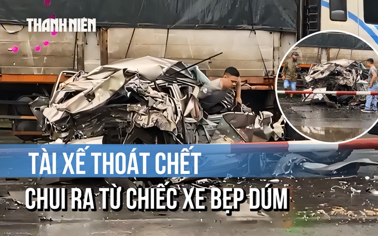 Thoát chết kỳ diệu: Tài xế chui ra khỏi ô tô bị 'vò nát' trên QL 1A