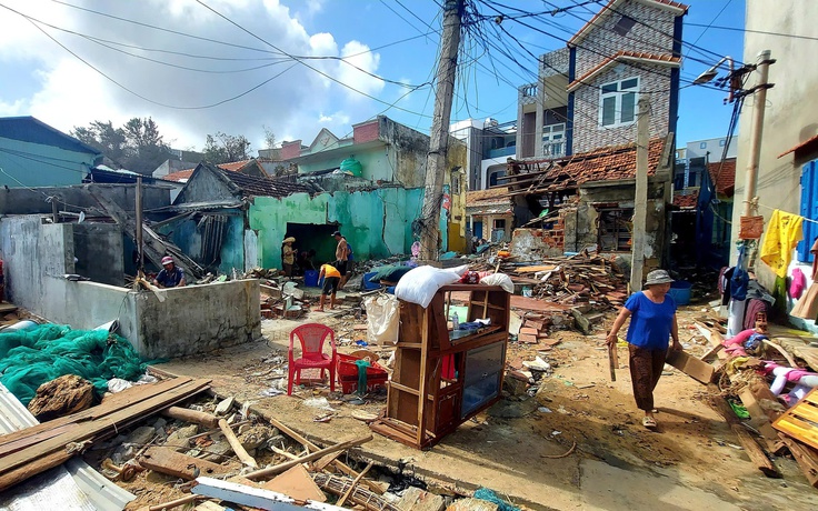 Gượng dậy sau bão