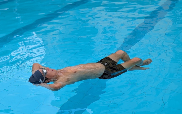 Gặp nạn trên biển: Chuyên gia chỉ kỹ năng thả nổi giúp giữ an toàn, sống sót