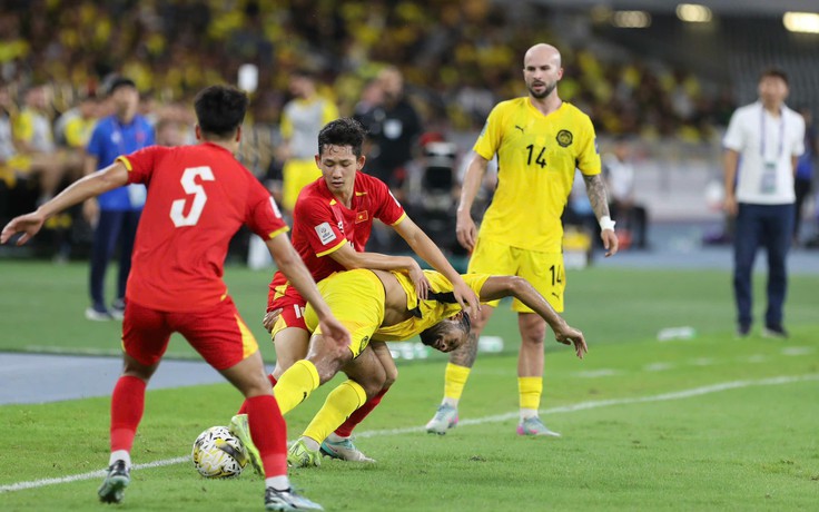 Quyền Chủ tịch FAM thừa nhận không thể thắng FIFA: Vẫn kiện lên CAS, vì… bắt buộc phải kiện