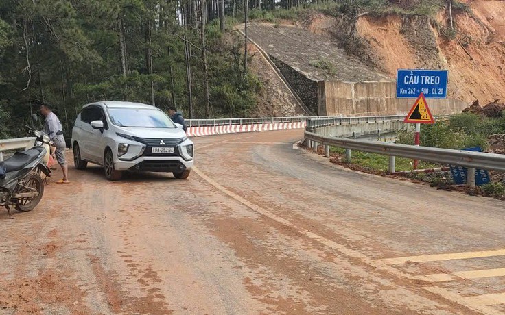 Thông xe đèo D’Ran sau hơn 40 ngày bị sạt lở nghiêm trọng